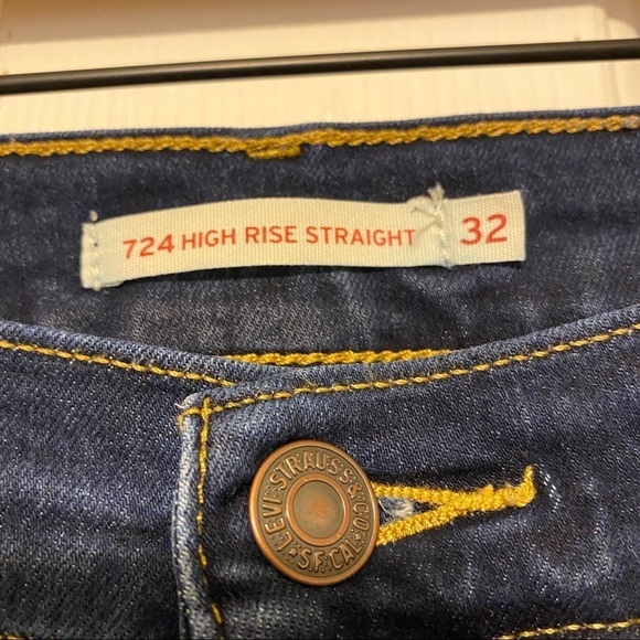 Levi 724 HIGH RISE STRAIGHT jeans size 32 - Picture 4 of 9